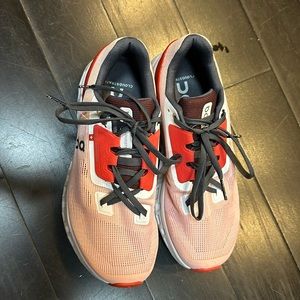 On Running Cloudstratus 2